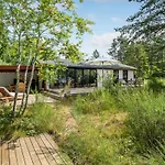 2 Bedroom Awesome In Nyaraló