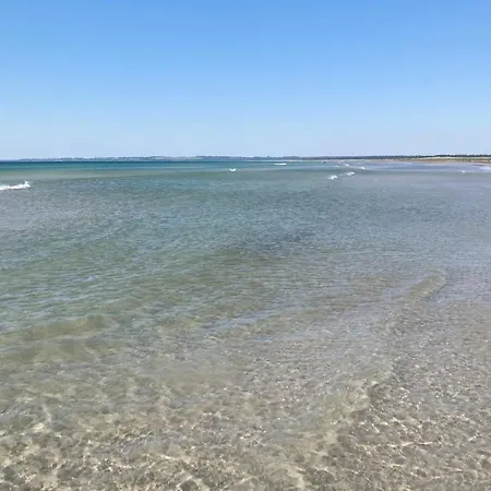 Hébergement de vacances 2 Bedroom Awesome In