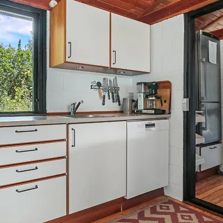 2 Bedroom Awesome In Дом отдыха Vig