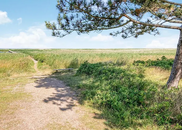 Feriehus 2 Bedroom Awesome In *