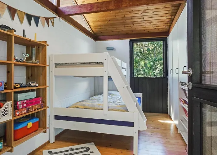 Feriehus 2 Bedroom Awesome In *